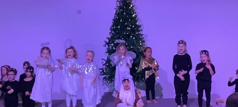 WPS - Christmas nativity 2022 Woodford Primary School Nativity - December 2022
